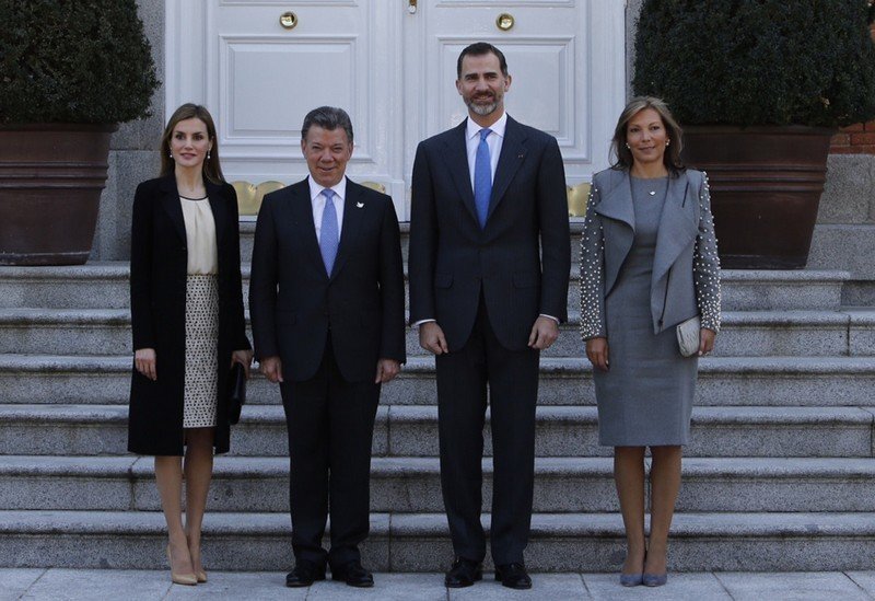 Los reyes junto al presidente de Colombia y su esposa.