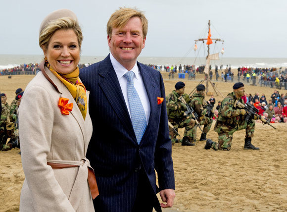 Los reyes de Holanda en la celebración del 200 aniversario de los Países Bajos.