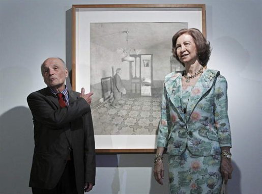 La reina Sofía y el pintor Antonio López. 
