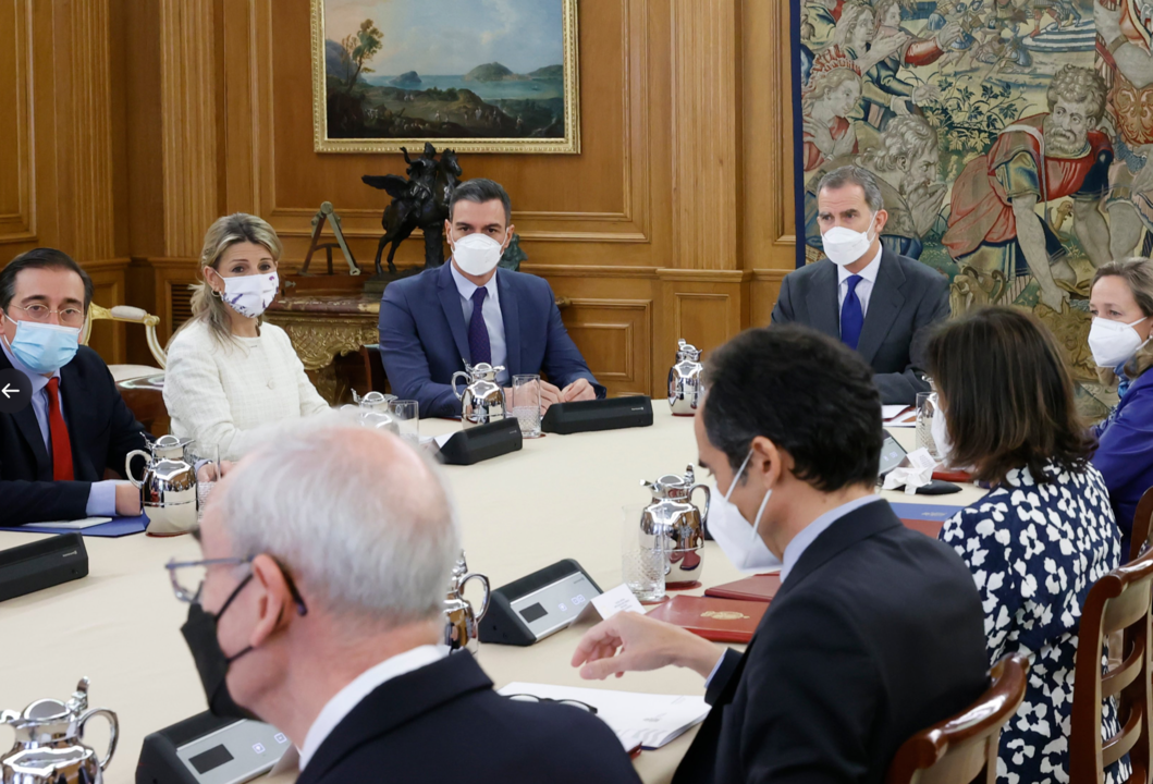 El Rey preside la reunión del Consejo de Seguridad Nacional, celebrada en el Palacio de La Zarzuela.